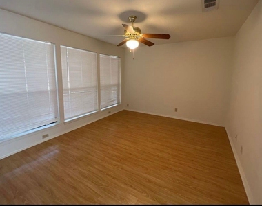3115 Helms St - Photo Thumbnail 8