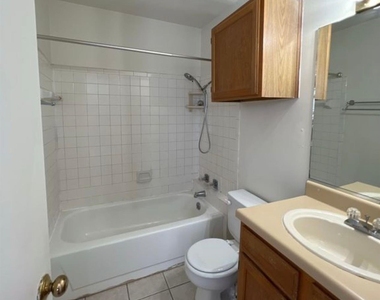 3115 Helms St - Photo Thumbnail 6