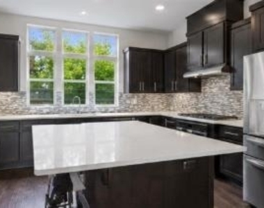 4104 Nitschke St - Photo Thumbnail 1