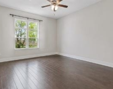 4104 Nitschke St - Photo Thumbnail 4