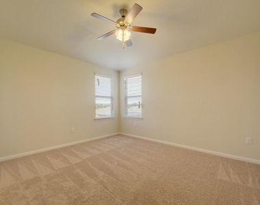 2015 Barker House Cv - Photo Thumbnail 14