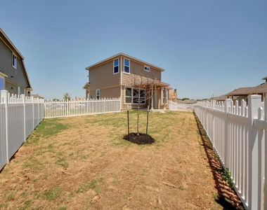 2015 Barker House Cv - Photo Thumbnail 30