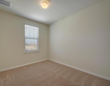 2015 Barker House Cv - Photo Thumbnail 24