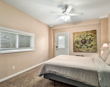 2591 Lakeshore Dr - Photo Thumbnail 20