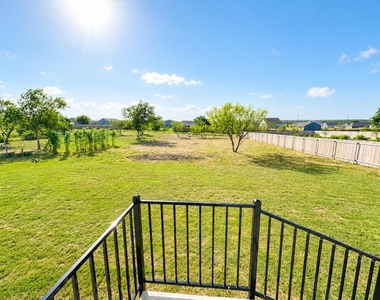 11212 Superior Bay Ln - Photo Thumbnail 6