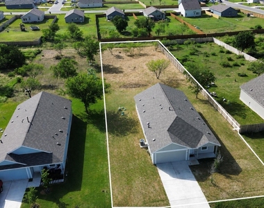 11212 Superior Bay Ln - Photo Thumbnail 7