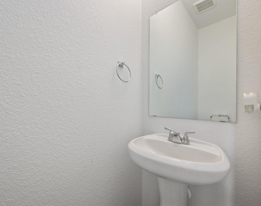 185 Jackman Dr - Photo Thumbnail 13