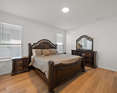 185 Jackman Dr - Photo Thumbnail 9