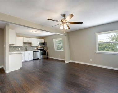 7204 Twin Crest Dr - Photo Thumbnail 1