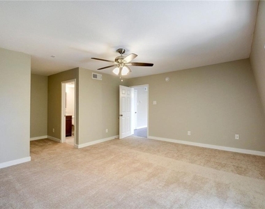 7204 Twin Crest Dr - Photo Thumbnail 3