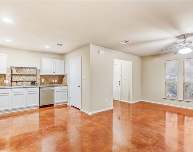 4620 Best Way Ln - Photo Thumbnail 5