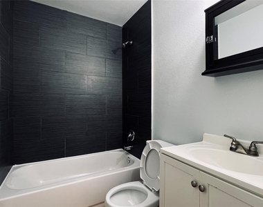 2301 Ohlen Rd - Photo Thumbnail 8