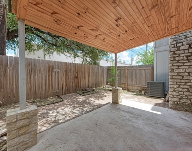 7917 Parliament Pl - Photo Thumbnail 28