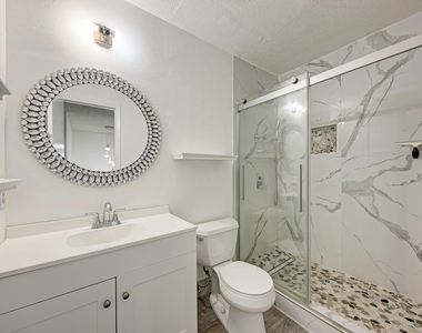 7917 Parliament Pl - Photo Thumbnail 24