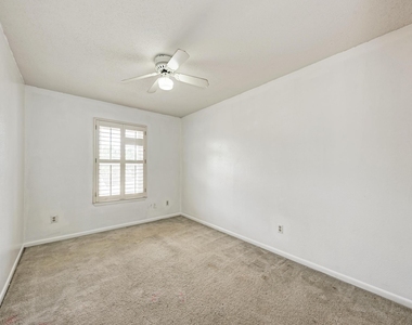 7917 Parliament Pl - Photo Thumbnail 25