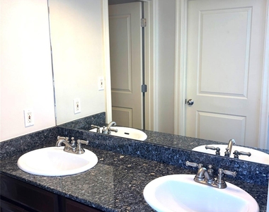 5315 Duval St - Photo Thumbnail 13