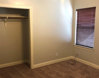 5315 Duval St - Photo Thumbnail 15
