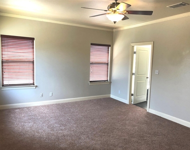 5315 Duval St - Photo Thumbnail 9