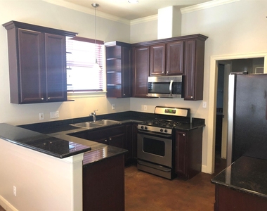 5315 Duval St - Photo Thumbnail 4