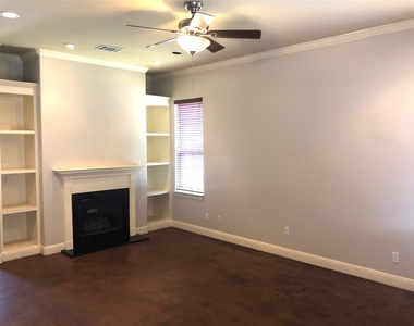 5315 Duval St - Photo Thumbnail 1