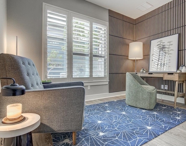 1409 Lorraine Loop - Photo Thumbnail 4