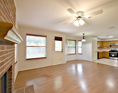 13329 Black Canyon Dr - Photo Thumbnail 7