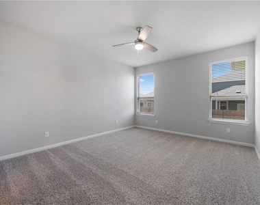 100 Drifter Ln - Photo Thumbnail 13