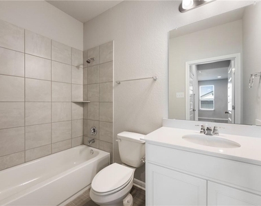 100 Drifter Ln - Photo Thumbnail 20