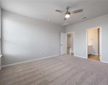 100 Drifter Ln - Photo Thumbnail 14