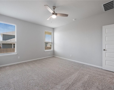 100 Drifter Ln - Photo Thumbnail 15