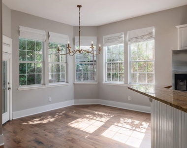 5512 Ballenton Ln - Photo Thumbnail 12