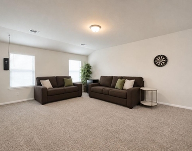 1600 Longhorn Ranch Dr - Photo Thumbnail 15