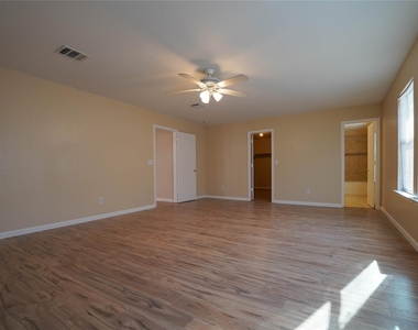 5520 Alomar Cv - Photo Thumbnail 15