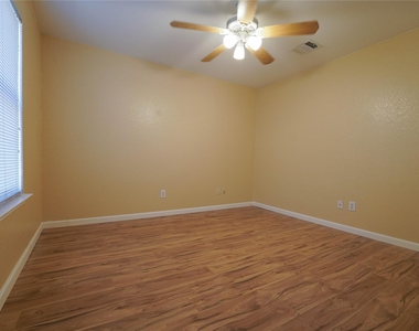5520 Alomar Cv - Photo Thumbnail 14