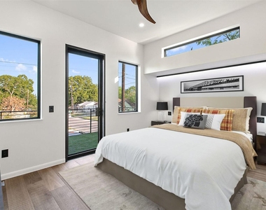 1710 Brassie St - Photo Thumbnail 28