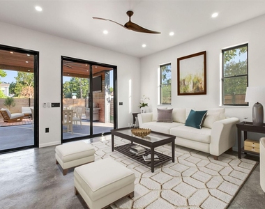 1710 Brassie St - Photo Thumbnail 6