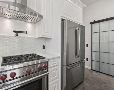 1710 Brassie St - Photo Thumbnail 13