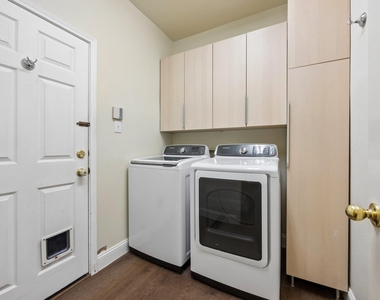 4176 Canyon Glen Cir - Photo Thumbnail 12