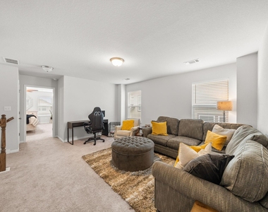 3200 College Park Dr - Photo Thumbnail 15