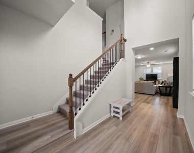 3200 College Park Dr - Photo Thumbnail 3