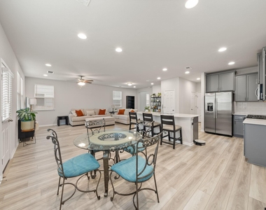 3200 College Park Dr - Photo Thumbnail 11