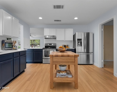 7327 Pusch Ridge Loop - Photo Thumbnail 12