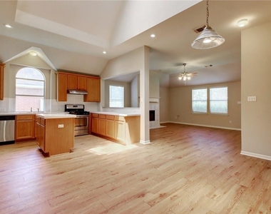 3614 Birdhouse Dr - Photo Thumbnail 6