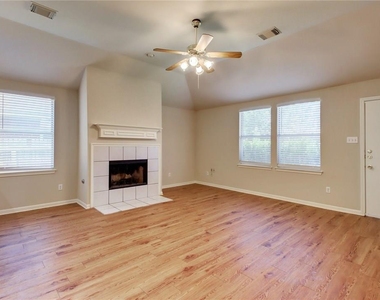 3614 Birdhouse Dr - Photo Thumbnail 7