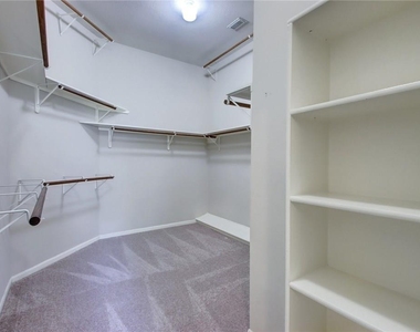 3614 Birdhouse Dr - Photo Thumbnail 16
