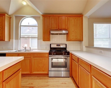 3614 Birdhouse Dr - Photo Thumbnail 11