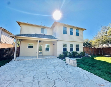 2800 Canyon Valley Run - Photo Thumbnail 29
