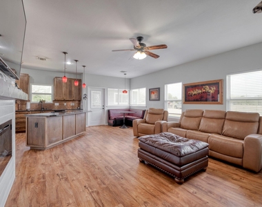2950 County Road 484 Rd - Photo Thumbnail 7