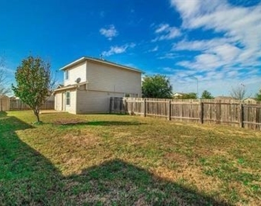 18321 Belfry Pass - Photo Thumbnail 12