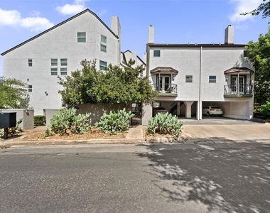 1500 Woodlawn Blvd - Photo Thumbnail 24